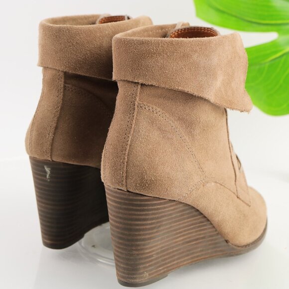 Lucky Brand Womens Yuzu Boot Size 9 Tan Suede Lace Up Bootie Wedge Heel Medieval - Picture 3 of 12